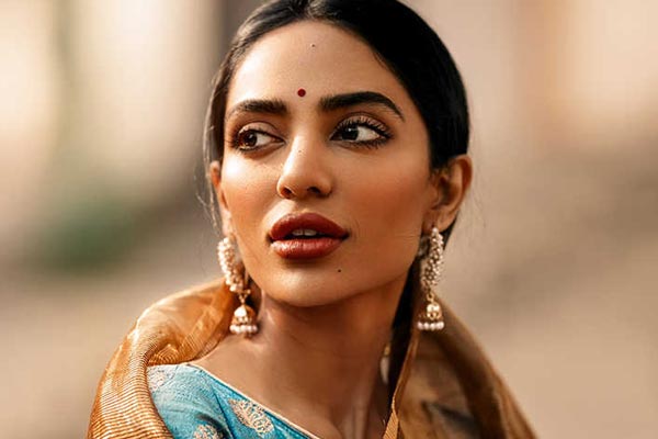 Sobhita Dhulipala