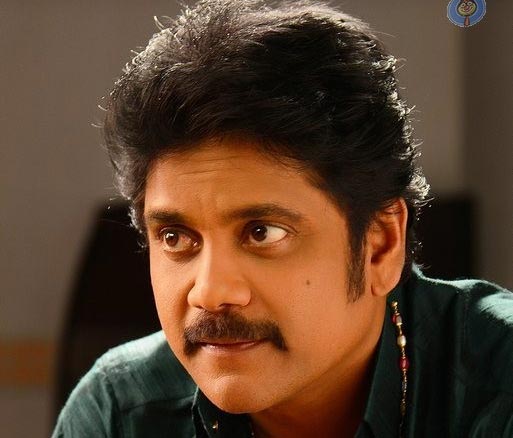 Soggade Chinni Nayana Story Nagarjuna Plays Ghost