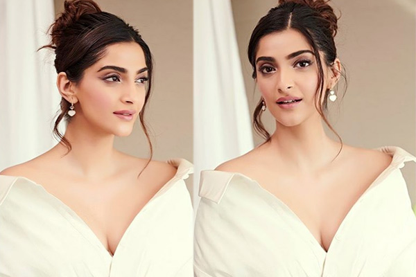 Sonam Kapoor 