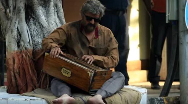 Sonu Nigam As Beggar On Mumbai Roads