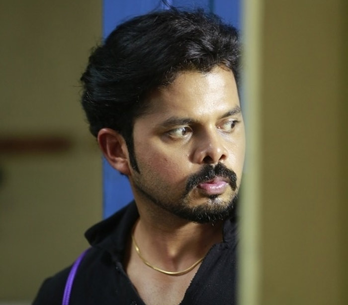 Sreesanth spills beans on Dravid and Dhoni