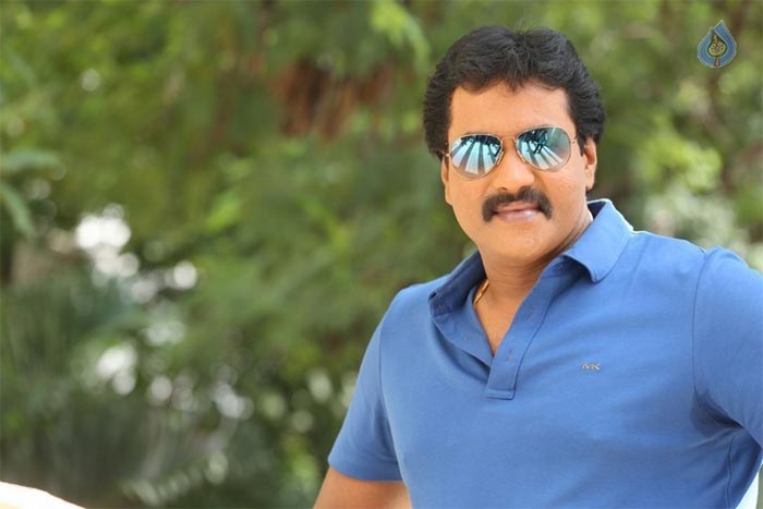 Sunil To Do A Role In Pawan Kalyan, Trivikram Movie