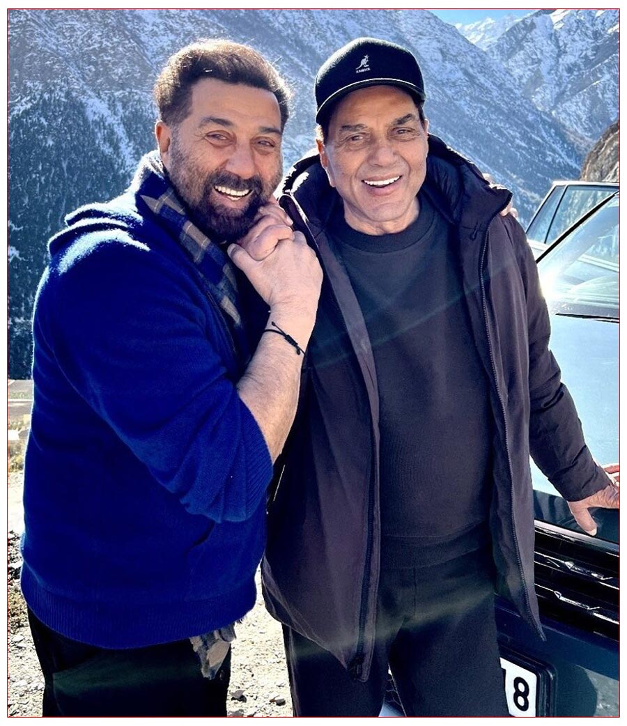 Sunny Deol Flies To The US Along With His Dad