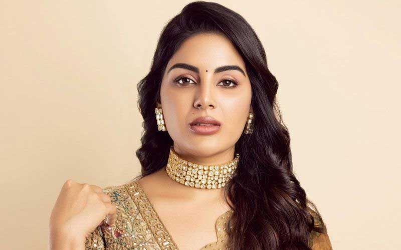 Talented beauty Samyuktha enters Benz