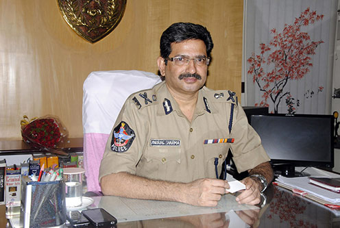 Telangana DGP reviews State's reorganisation
