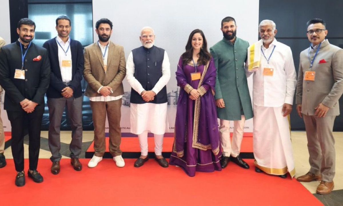 The snap of Vijay Devarakonda Yami Gautam and others with PM Modi
