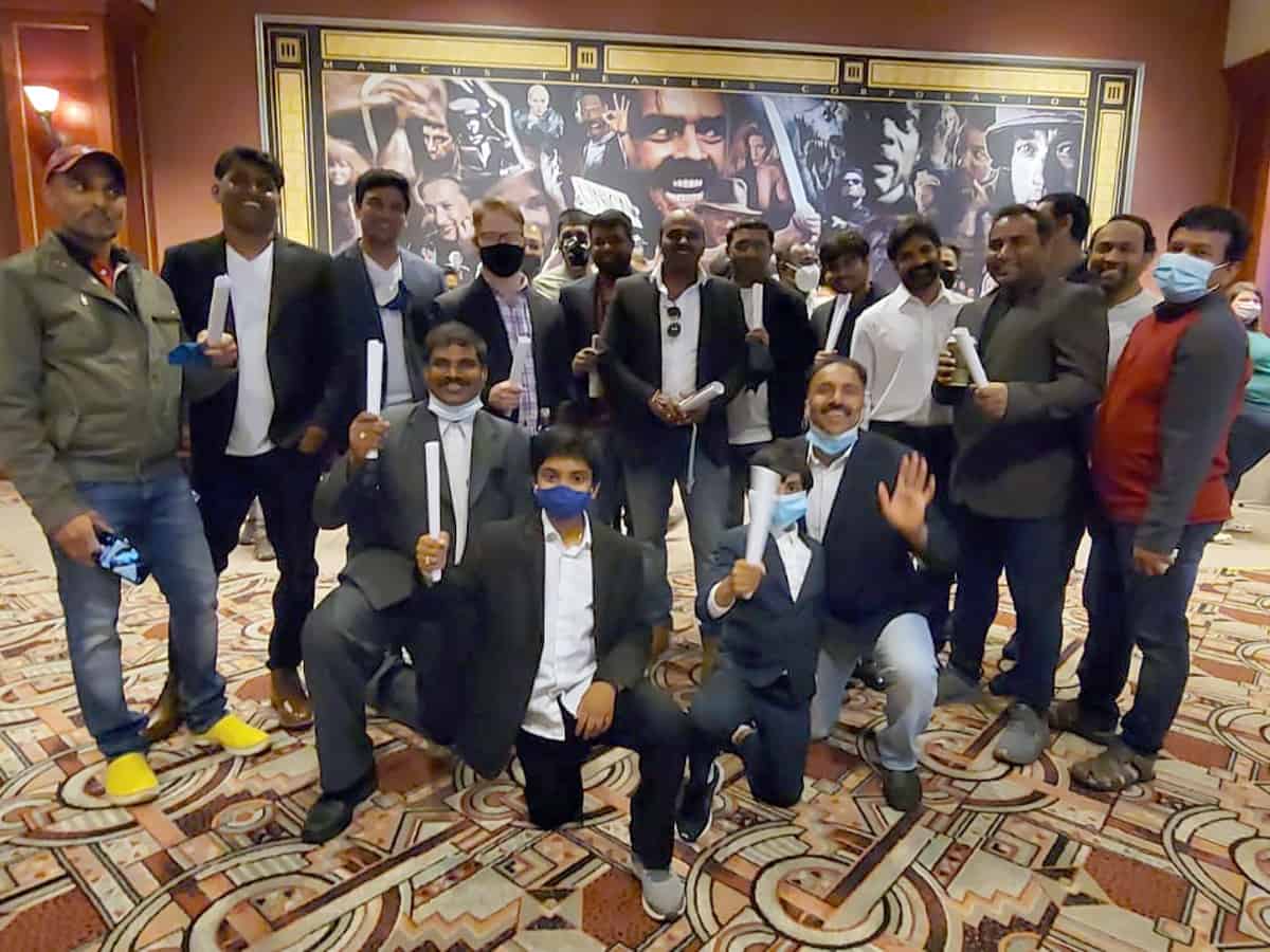 US fans in Vakeel Saab getup