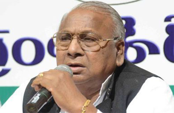 V Hanumantha Rao Tests Corona Positive