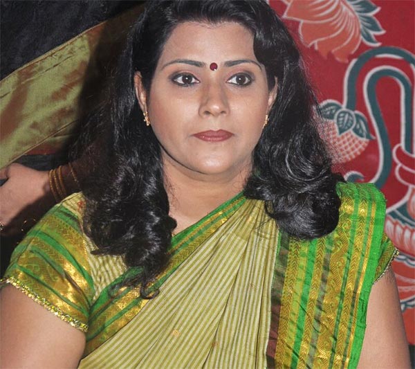 Vani Vishwanath Re-Enters Into Films