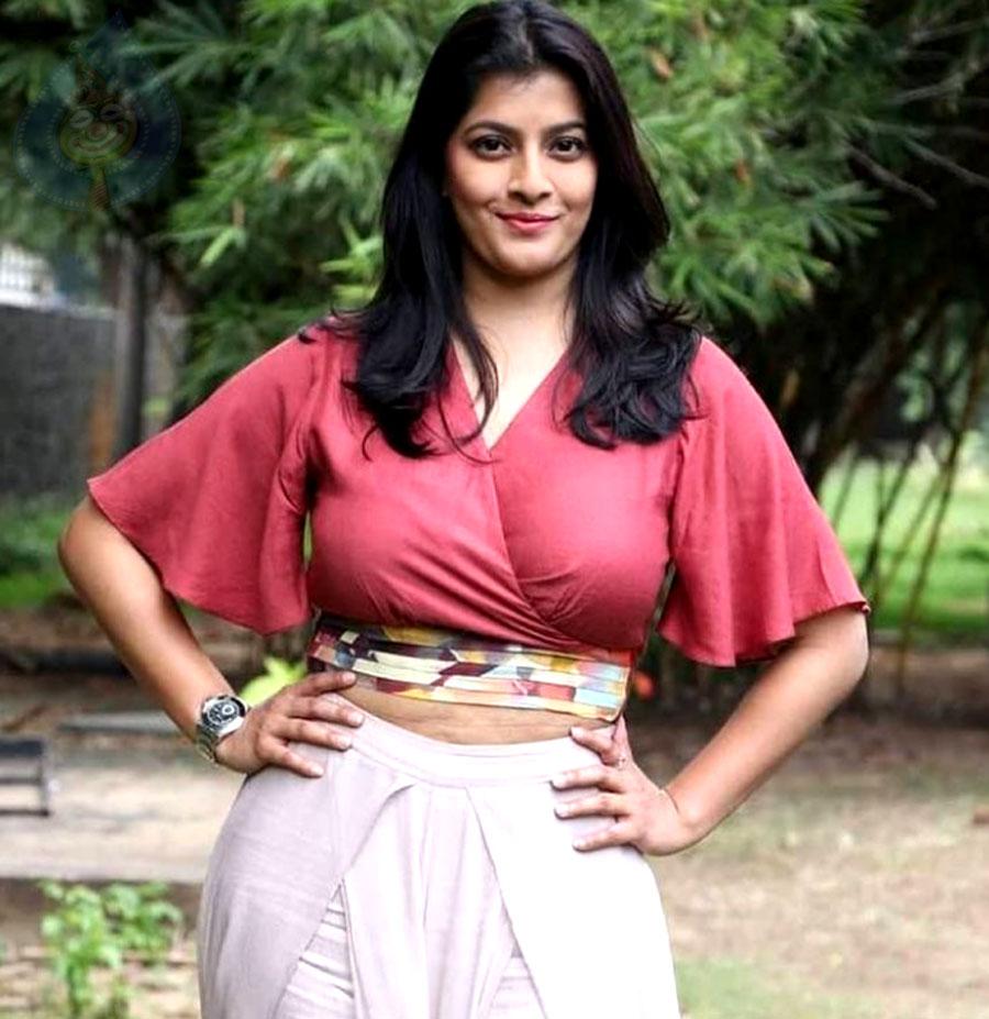 Varalakshmi Sarathkumar commitment towards acting