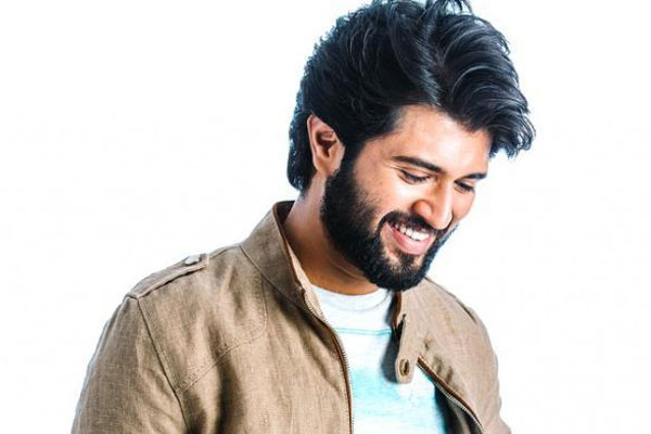 Vijay Devarakonda On Signing Spree