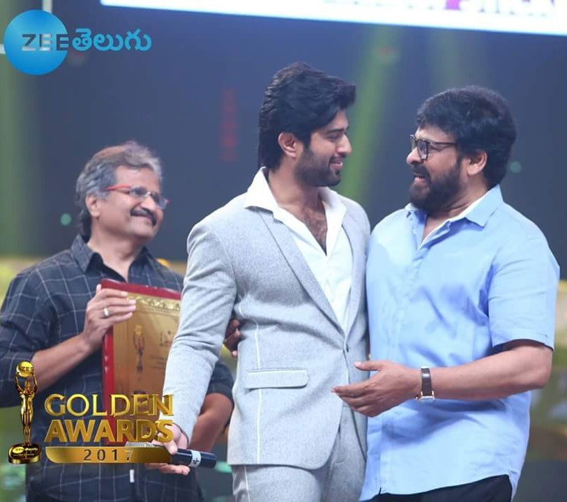 Vijay Devarakonda Receives ZEE Telugu Award from Chiranjeevi