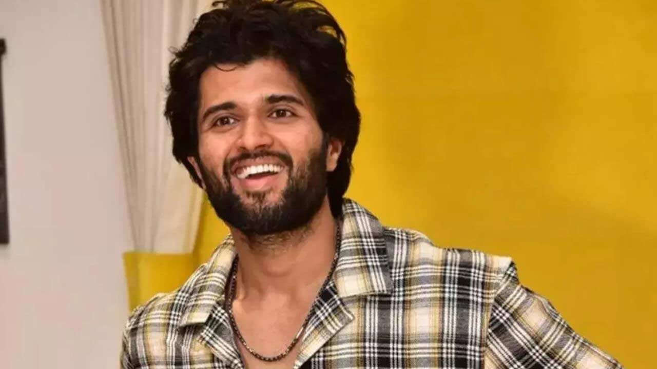 Vijay Devarakonda to show power in Vizag