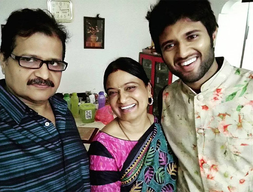 Vijay Deverakonda Dad Unhappy