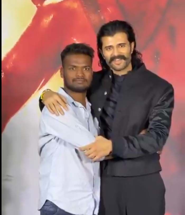 Vijay Deverakonda Ranabaali Fans Meet Draws Huge Crowd in Hyderabad