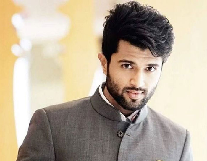 Vijay Deverakonda Turns Sobhan Babu!