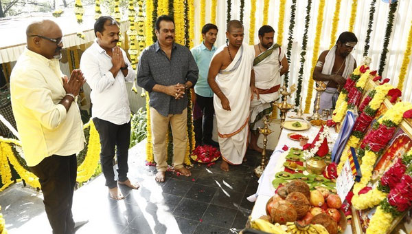 Why Mahesh Skipped Koratala Siva's Film Launch?
