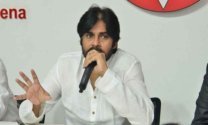 Why Mudragada & Slaves Not Supported Chiru, Pawan Then?