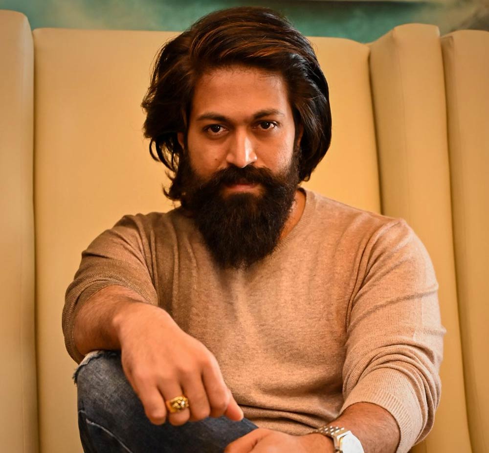 Yash sets an example