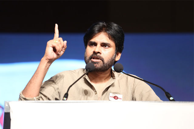 YS Jagan Scoring Bigger Than Pawan Kalyan?