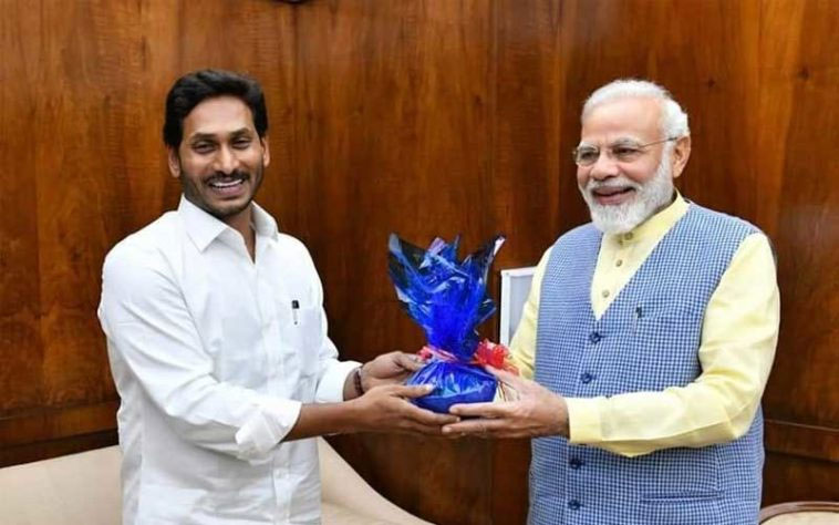 YCP & BJP to Smash TDP Jointly! | cinejosh.com