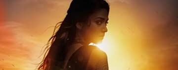 NBK111 - Queen Enters the Empire