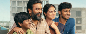 Tourist Family Review