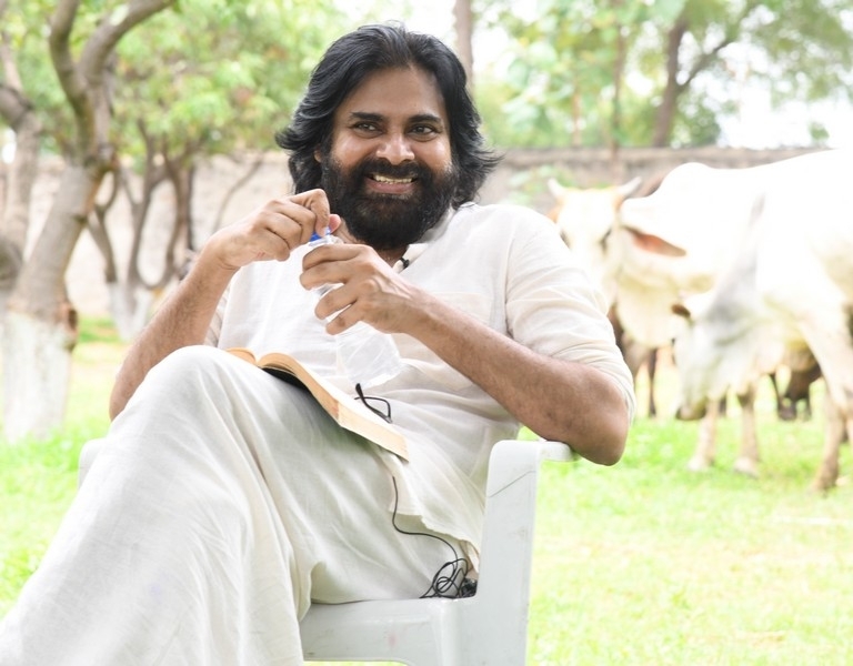 Pawan Kalyan New Photos - 4 / 19 photos