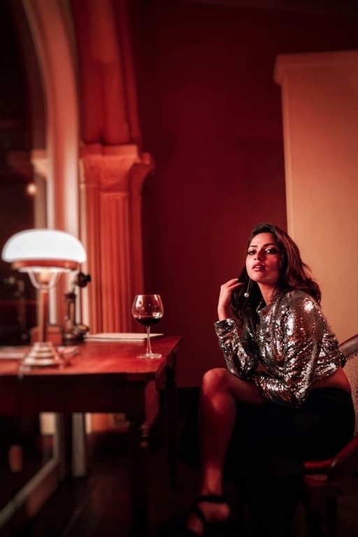 Amala Paul Pics - 1 / 4 photos