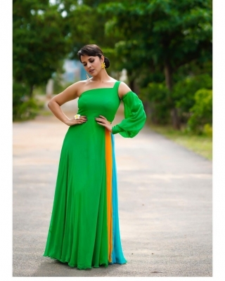 Anasuya Bharadwaj Photos - 4 of 6