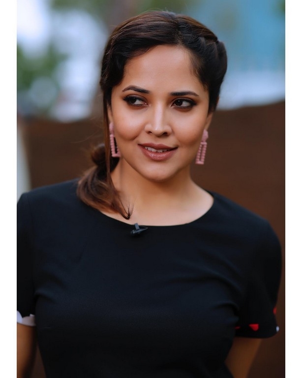 Anasuya Bharadwaj Photos - 5 / 9 photos