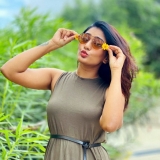 Eesha Rebba New Photos