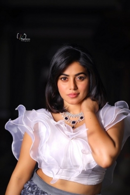 Poorna Latest Pics - 1 of 8