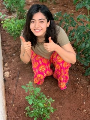 Rashmika Mandanna Green India Challenge - 2 of 5