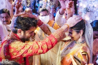 Nithiin - Shalini Wedding Pics - 1 of 5