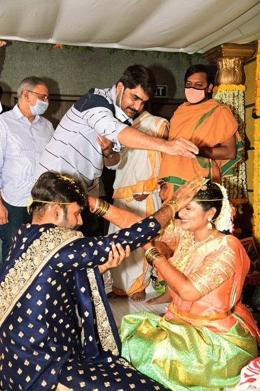 Producer Vallurupalli Ramesh Son Wedding Photos - 4 / 7 photos