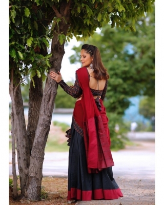 Anasuya Bharadwaj Photos - 6 of 8