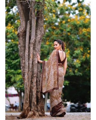 Anasuya Bharadwaj Photos - 3 of 7