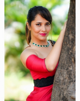 Anasuya Bharadwaj﻿ Photos - 7 of 11