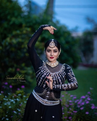 Poorna Latest Photos - 6 of 17