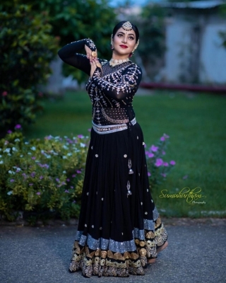 Poorna Latest Photos - 7 of 17