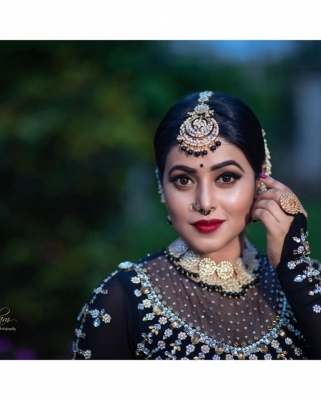 Poorna Latest Photos - 11 of 17