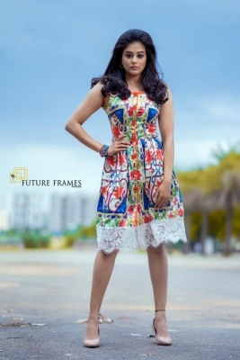 Priya Mani Photos - 6 of 6