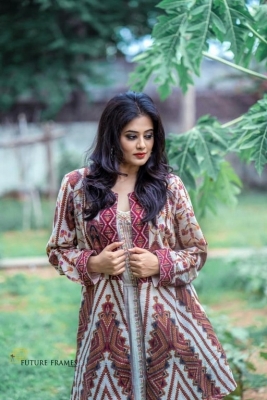 Priya Mani﻿ Stills - 3 of 5