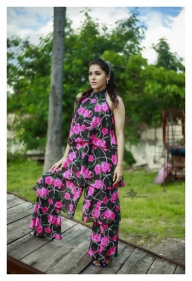 Rashmi Gautam﻿ Pics - 1 of 3