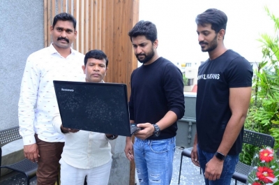 Nani Launches Veyi Subhamulu Kalugu Neeku Movie Motion Poster - 10 of 21