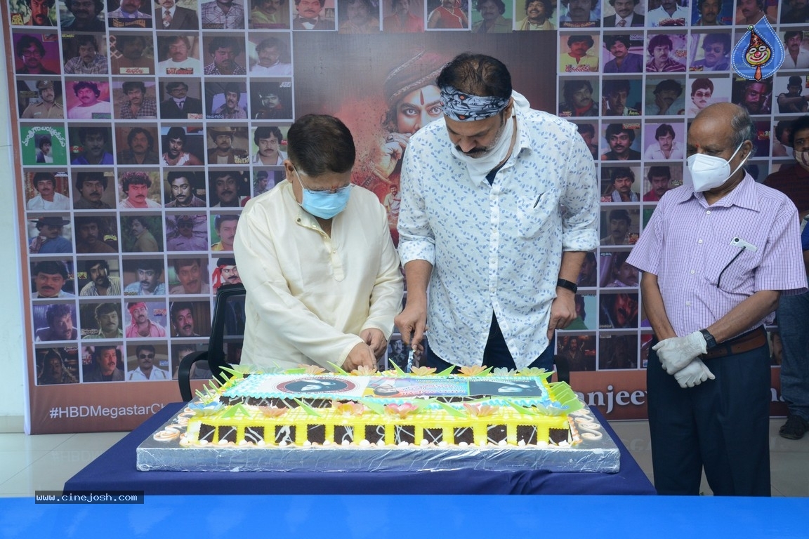 Chiru Birthday Celebrations 2020 Photos - 4 / 19 photos