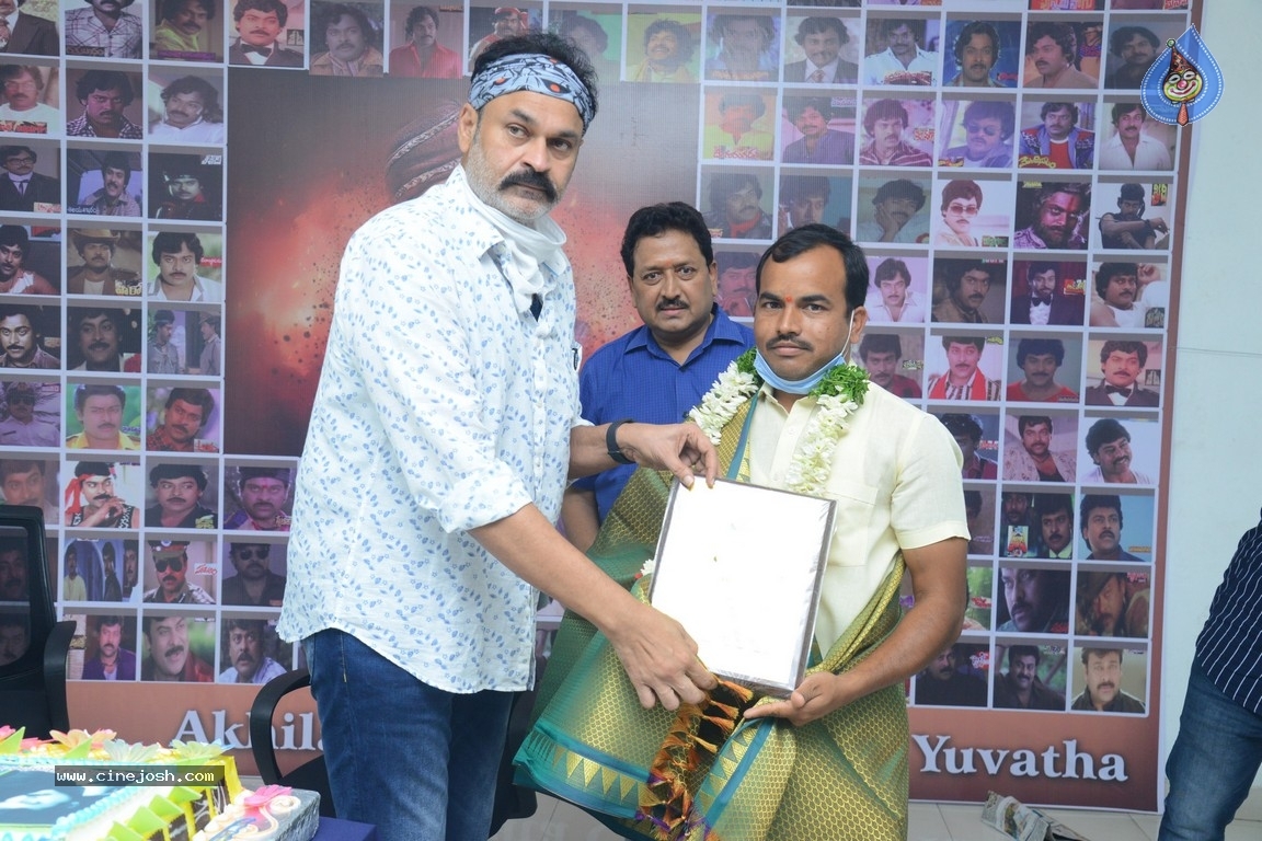 Chiru Birthday Celebrations 2020 Photos - 13 / 19 photos