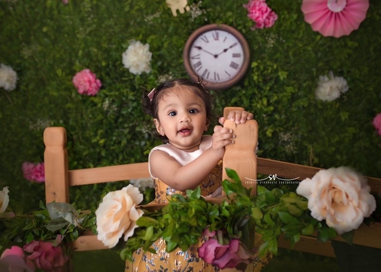 Manchu Vishnu Daughter  Ayra Birthday Photo Shoot - 2 / 4 photos