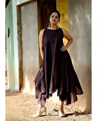 Anasuya Bharadwaj Gallery - 2 of 9